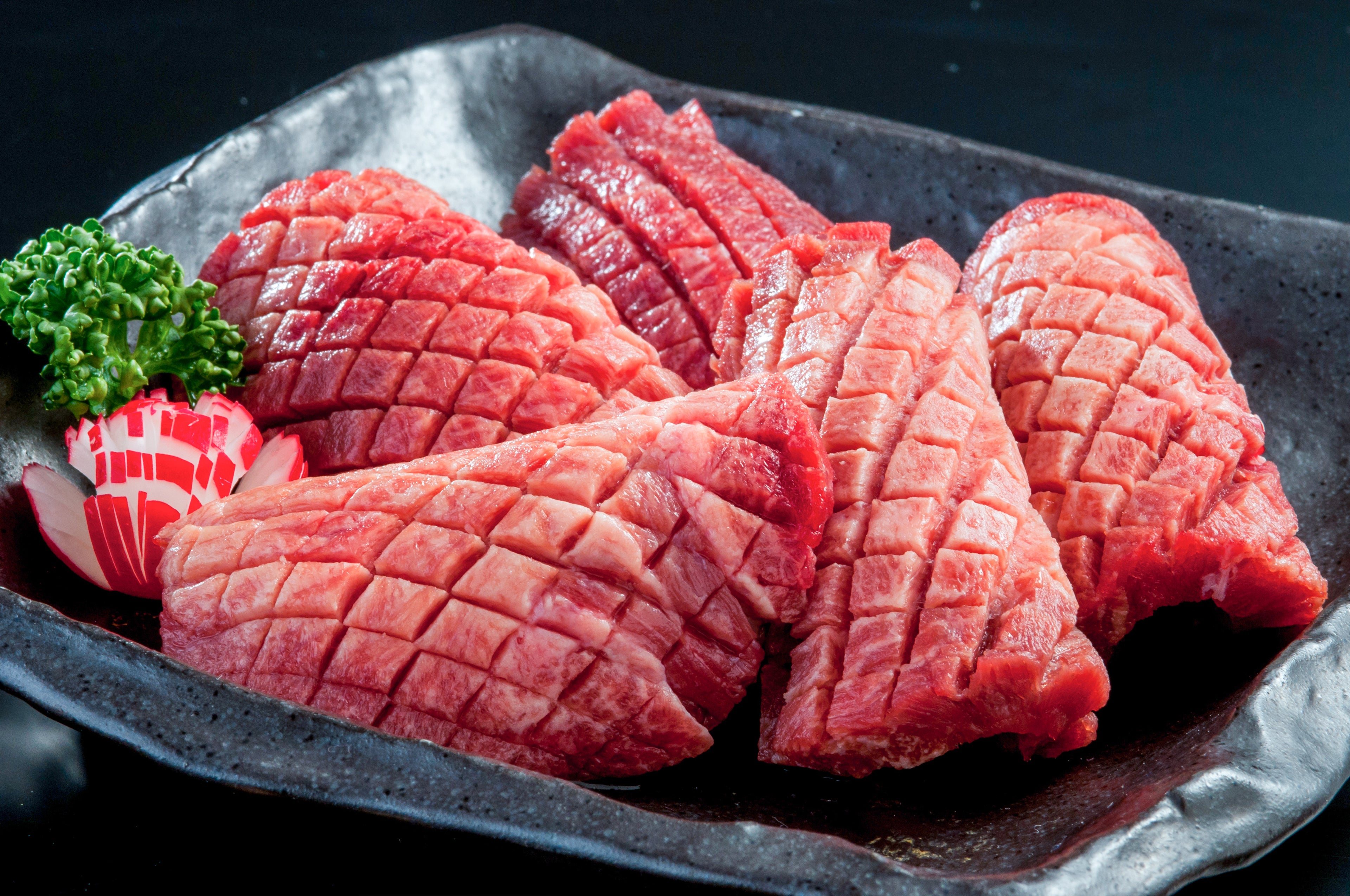 【300円OFF！】牛タン 「 極厚 花咲カット牛タン 200g 」